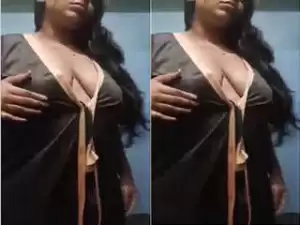 Today Exclusive – Horny Desi Bhabhi