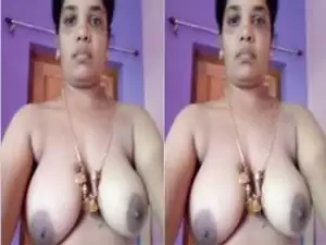 Today Exclusive – Tamil Bhabhi Bathing