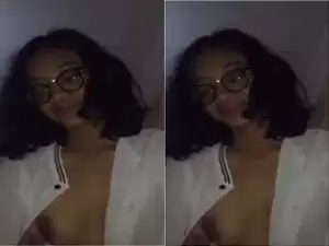 Today Exclusive – Sexy Desi Girl Ridding Lover Dick