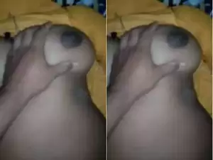 Today Exclusive- Desi Bhabhi boobs Pressing and Fucking