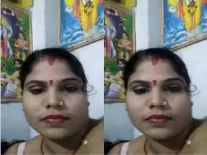 Today Exclusive- Sexy Desi Bhabhi Strip Her Cloths and Showing her Nude Body Part 1
