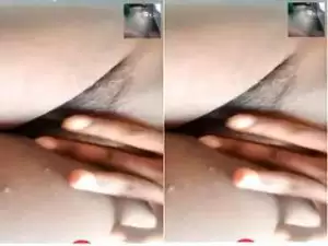 Today Exclusive- Desi Mallu Bhabhi Showing her Boobs and Pussy Part 2