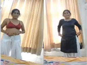 Today Exclusive- Desi Mature Bhabhi Fucked