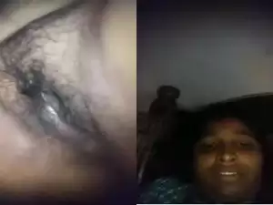 Today Exclusive- Desi Village Bhabhi Showing her Boobs and Pussy Part 2