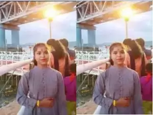 Today Exclusive-Assame Girl Showing Boobs On VideoCall