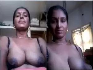 Today Exclusive- Desi Bhabhi  Masturbating