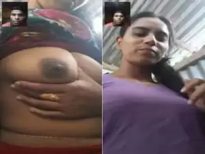 Today Exclusive- Desi Village Girl Showing Her Boobs to Lover On Video Call