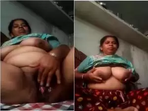 Today Exclusive – Horny Randi Bhabhi Masturbating