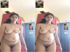 Today Exclusive – Sexy Telugu Bhabhi Showing Her Boobs and Pussy