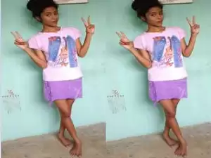 Today Exclusive – Cute Desi Girl Showing her Boobs and Pussy Part 2