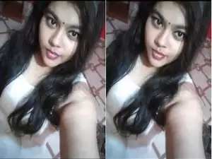 Today Exclusive – Cute Bangla Girl Showing her Boobs Part 2