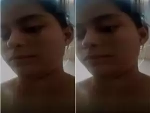 Today Exclusive -Desi Girl Record her Nude Video For Lover