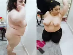 Today Exclusive – Horny Paki Wife Showing Her Nude Body 01:27