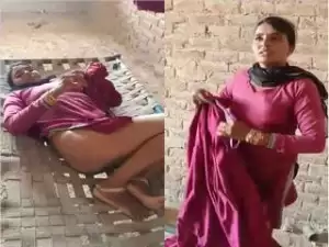 Today Exclusive- Desi Dewar Bhabhi Fucking Caught