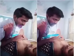 Today Exclusive- Marathi Bhabhi Boobs Sucking