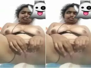 Today Exclusive- Horny Lankan Girl Showing Her Boobs and Pussy On Video Call