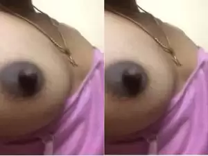 Today Exclusive- Horny Desi Girl Sucking Her Boobs