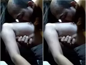 Today Exclusive- Sexy Desi Girl Boobs Sucking By Lover