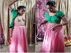 Today Exclusive- Bhabhi Wearing Cloths
