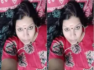 Today Exclusive- Mallu Bhabhi Showing Her Nude Body and Bathing Part 3