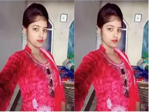 Today Exclusive- Sexy Desi Girl Strip Her cloths And Showing Her Nude Body