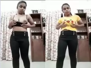 Today Exclusive- Horny Desi Girl Sucking her Boobs Part 11