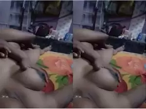 Today Exclusive- Bhabhi Boobs Pressing and Pussy Rubbing By Hubby