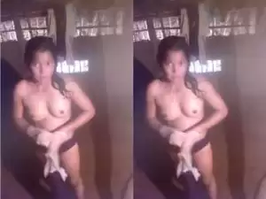 Today Exclusive- Cute Desi Girl Strip Her Cloths and Showing Her Boobs and Pussy