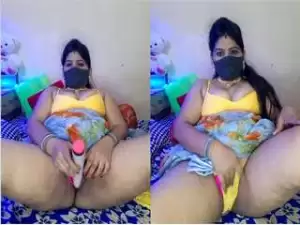 Today Exclusive- Sexy Bhabhi Showing her Boobs and Pussy Part 2
