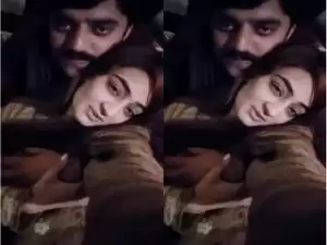 Today Exclusive- Paki Lover Romance and GF Showing Boobs Part 2