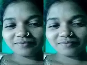 Today Exclusive- Desi Village Girl Showing Her Boobs and Pussy Part 4