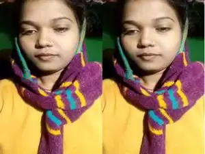 Today Exclusive- Desi Village Girl Showing Her Boobs and Pussy Part 1