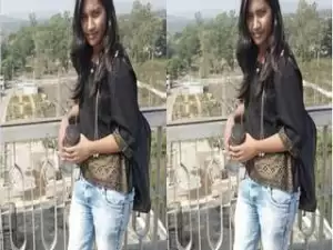 Today Exclusive- Cute Desi Girl Record Her Nude Video