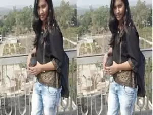 Today Exclusive- Cute Desi Girl Blowjob