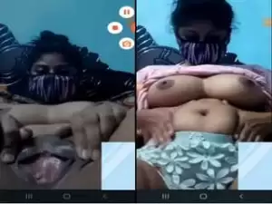 Today Exclusive – Horny Desi Girl Shows her Boobs and Pussy