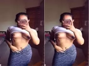 Today Exclusive – Cute Desi Girl Record her Boobs Selfie For Lover