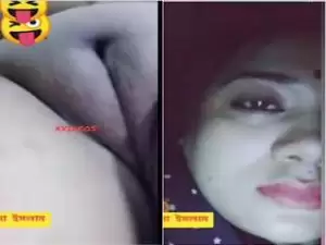 Today Exclusive – Sexy paid Randi Shows Her Boobs and Pussy on video Call Part 2
