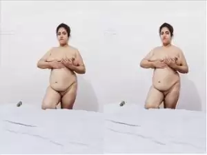 Today Exclusive – Paki Bhabhi Shows her Big Boobs and Fucked Part 1