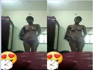 Today Exclusive – Telugu Wife Shows Boobs on Video Call