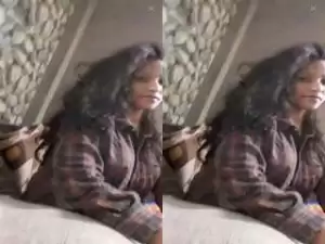 Today Exclusive – Sexy Desi Bhabhi Blowjob