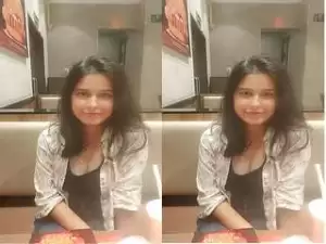 Today Exclusive – Sexy Indian Girl  Sanjana Shows Her Boobs On Video Call Part 8