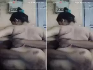 Today Exclusive – Sexy Bhabhi Boobs Sucking and Ridding Hubby Dick
