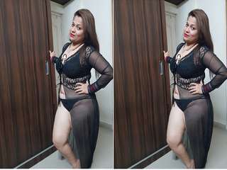 Today Exclusive- Sexy Desi Wife Blowjob Part 1