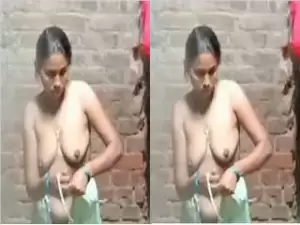 Today Exclusive – Desi Bhabhi bathing Record In Hidden Cam Part 1