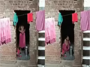 Today Exclusive – Desi Bhabhi bathing Record In Hidden Cam Part 2