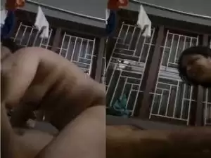 Today Exclusive – Desi Wife HandJob and Ridding Hubby Dick Part 2