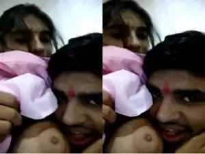 Today Exclusive – Sexy Desi Girl Boobs Sucking By BF