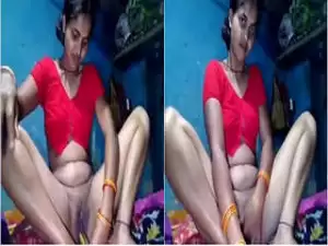 Today Exclusive –Horny Village Bhabhi Masturbating