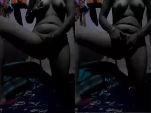Today Exclusive – Sexy Figure Boudi Fingering