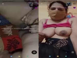 Today Exclusive –  Famous Shivani Bhabhi Shows Her Boobs and Blowjob On Tango Show